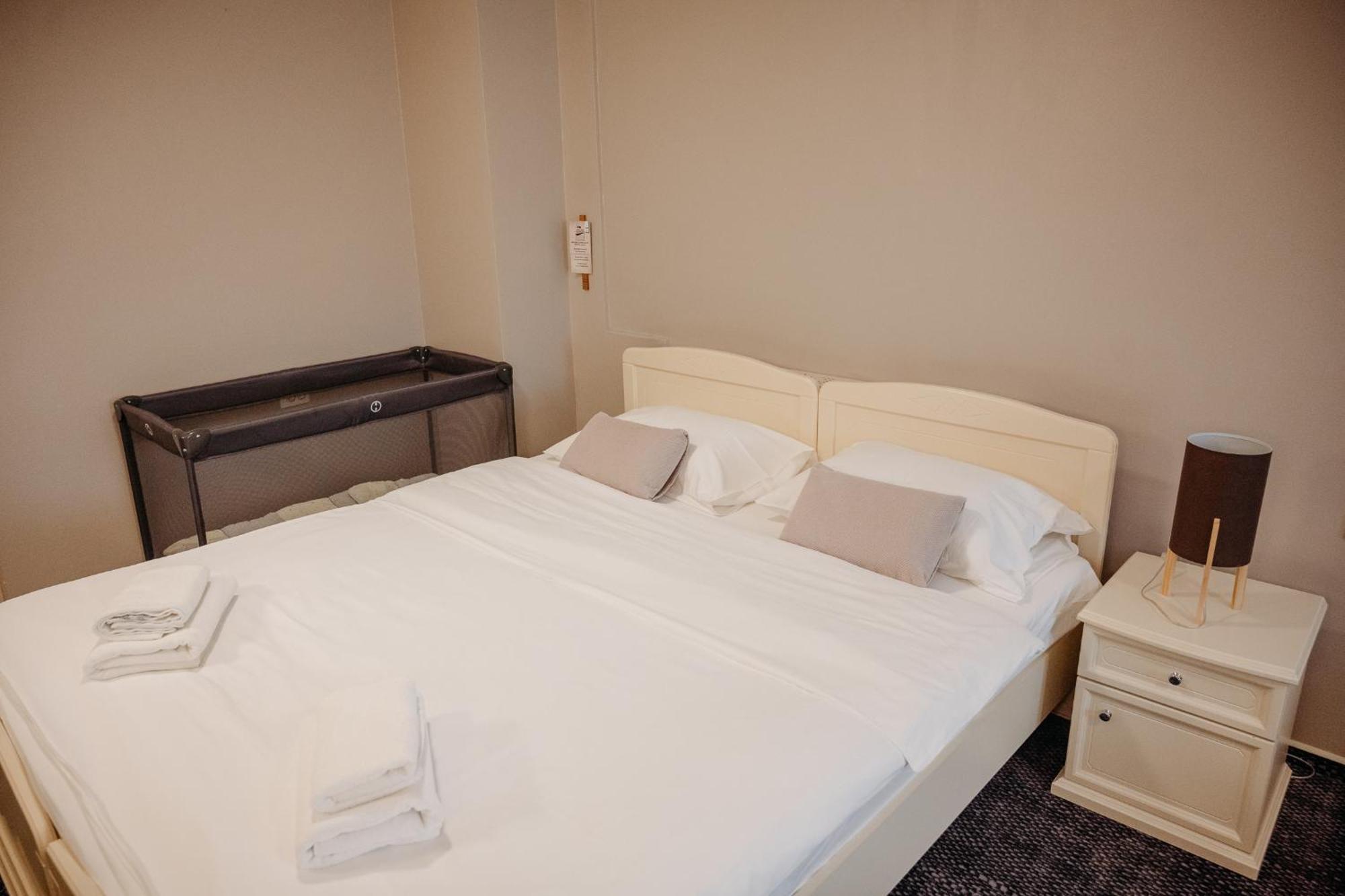 Hotel Kunst Krško 객실 사진